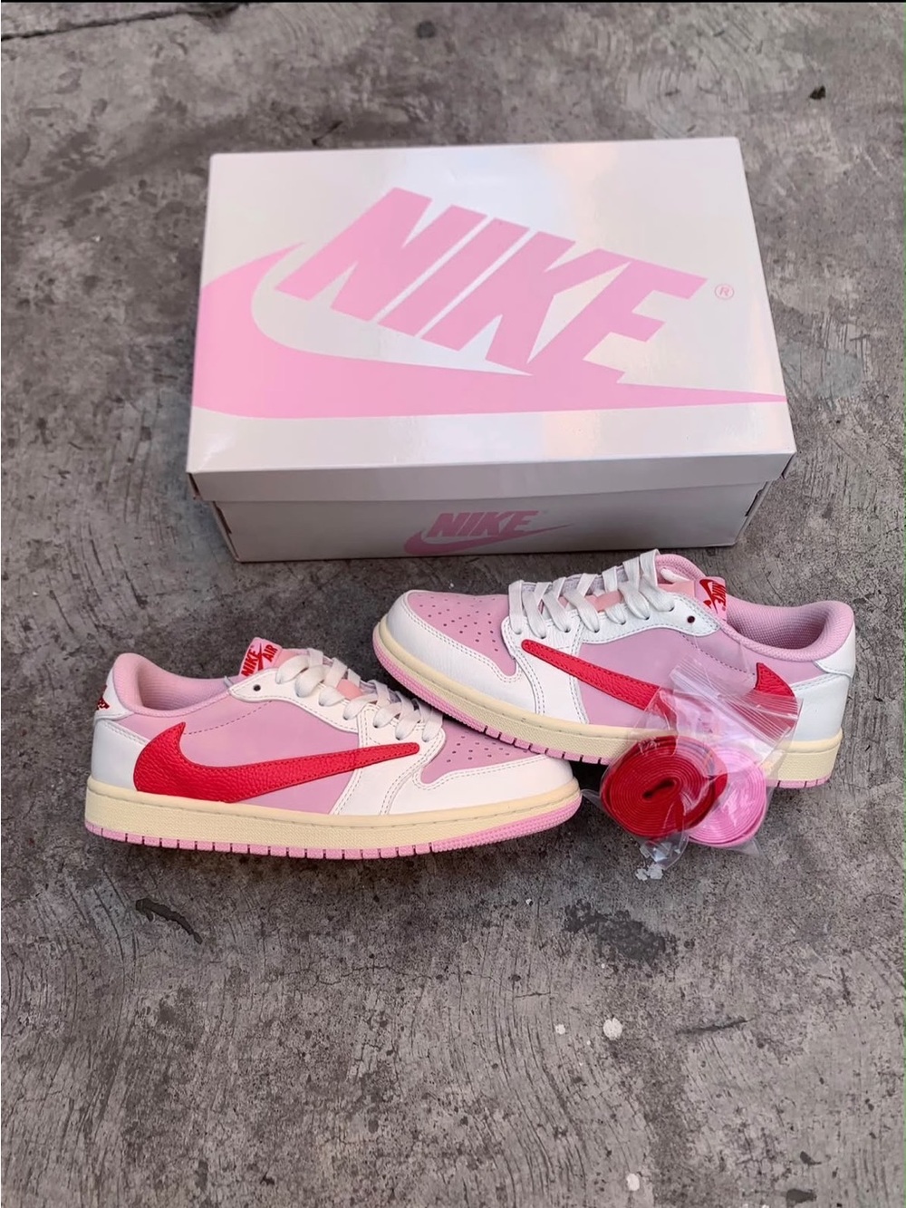 Travis Scott Nike Low Top Sneakers - Pink & Red